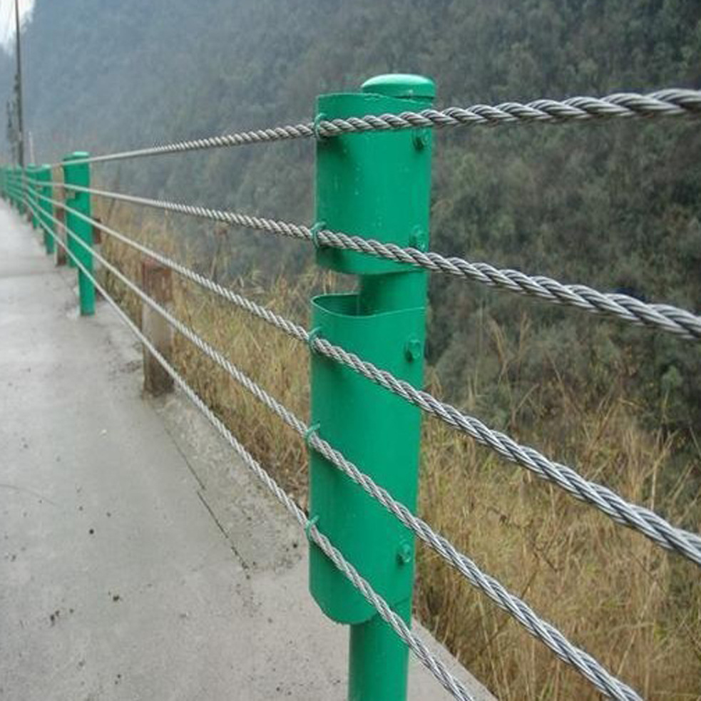 热镀锌钢索护栏景区用五道钢索护栏户外道路隔离栏六道钢索护栏