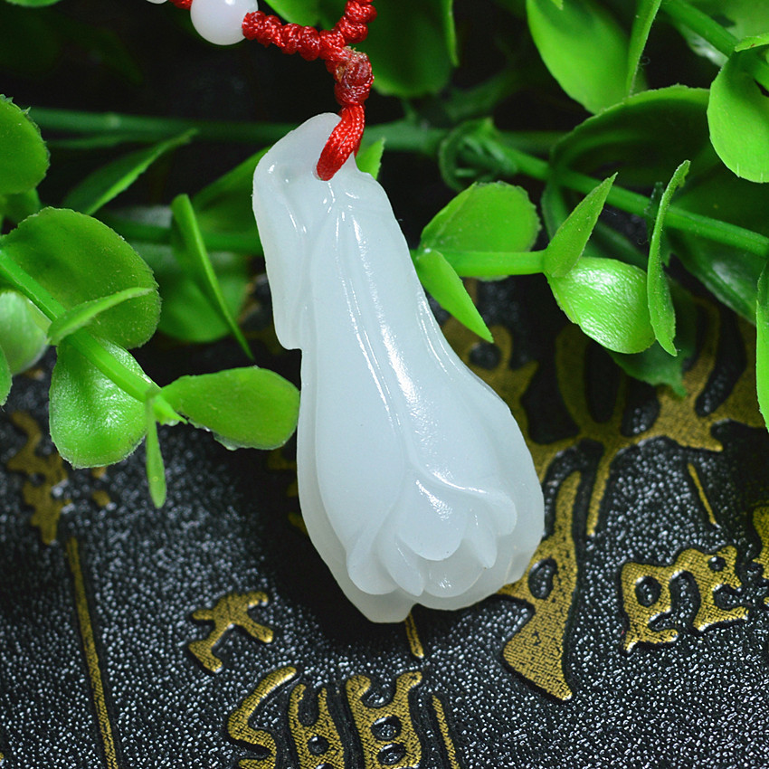 新疆白玉玉兰花吊坠 阿富汗白玉花朵玉石挂件女款厂家玉批发