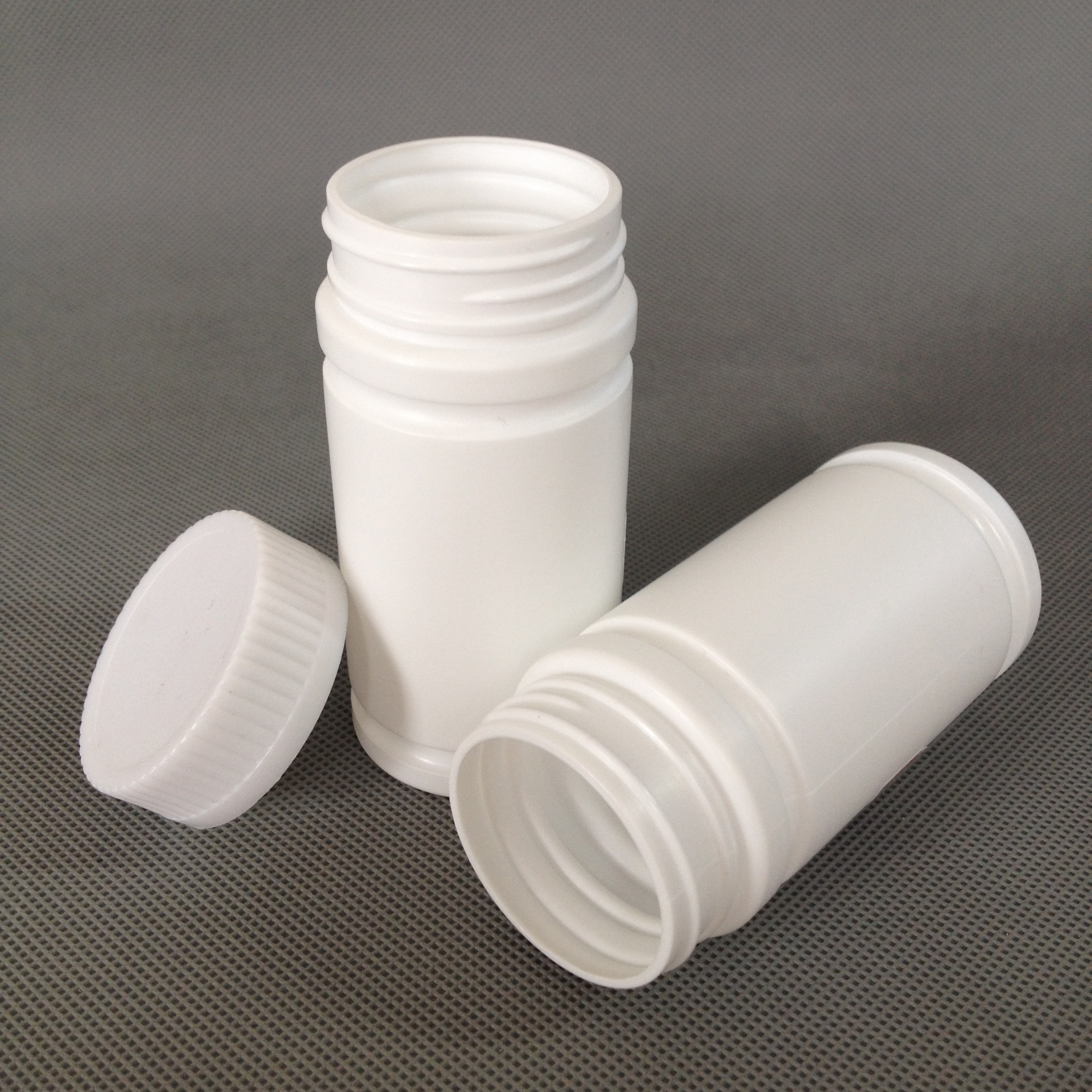 【厂家批发】100ml白色塑料压旋盖瓶 药丸瓶 广口瓶 维生素塑料瓶