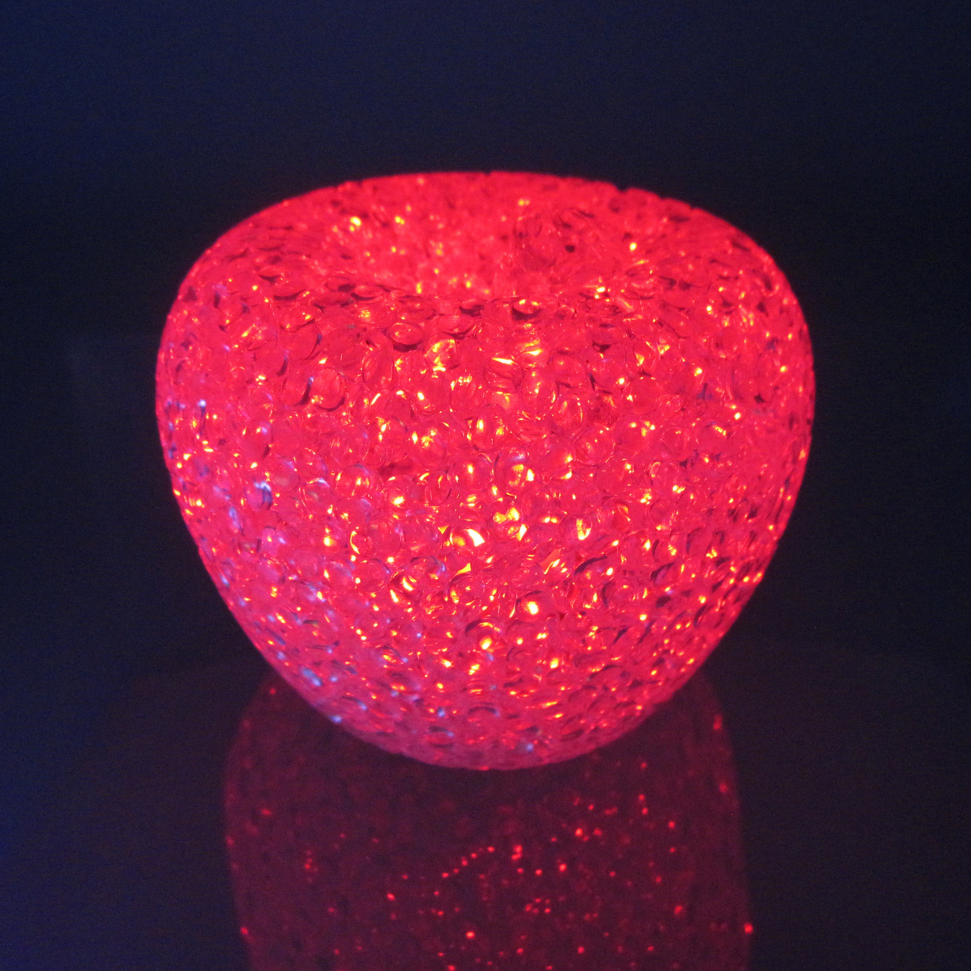 新奇特水晶苹果七彩小夜灯批发 苹果灯 创意礼品装饰灯地摊热卖