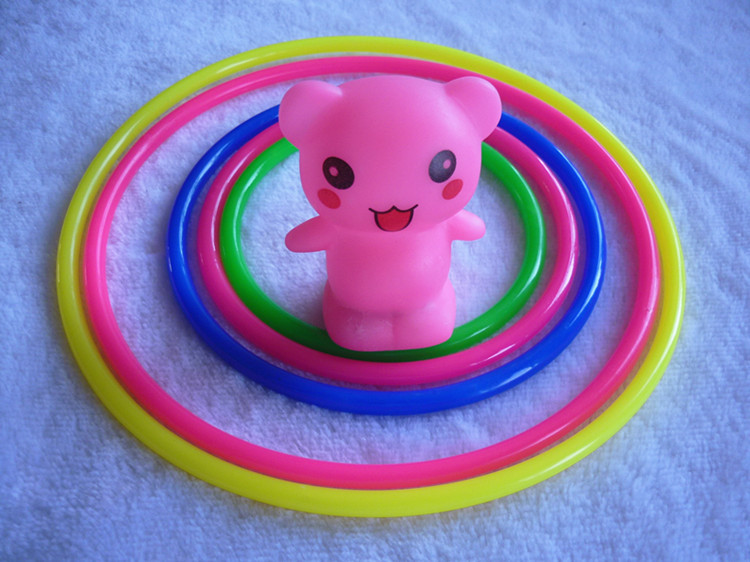 地摊套圈圈塑料套圈夜市地摊热卖玩具发光玩具发圣诞小礼品