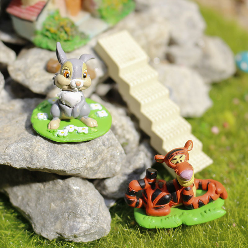 乐一玩具商行 微景观新品:宾尼兔和跳跳虎