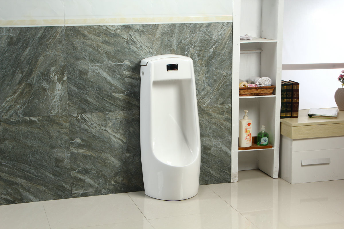 卫浴小便斗生产厂家 陶瓷挂式感应装陶瓷小便器商品楼立式小便斗