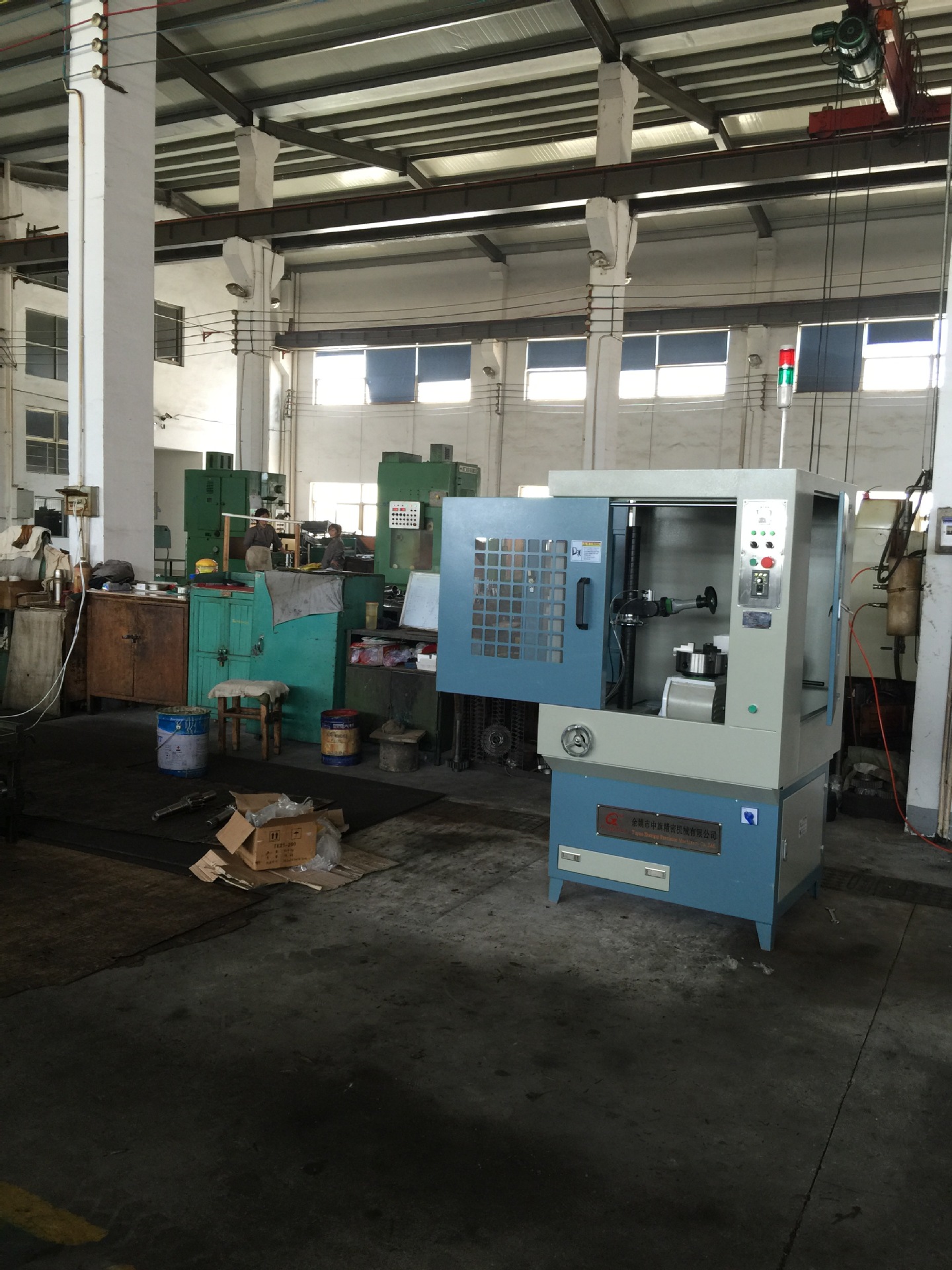 齿轮倒棱机,齿轮倒角机,齿轮倒棱机,齿轮模棱倒角机,中旗国际