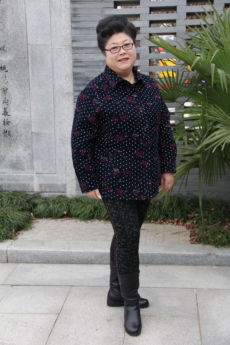 超大码特体200斤胖妈妈装新款绣花染色加肥加大码休闲薄棉夹衣9xl