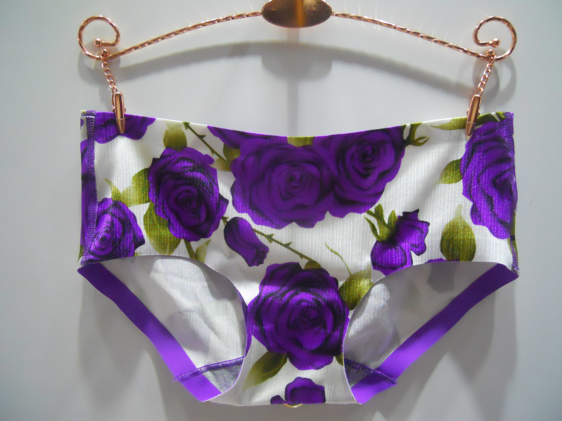 无痕拉丝内裤网络爆款 印花玫瑰花裤头一片