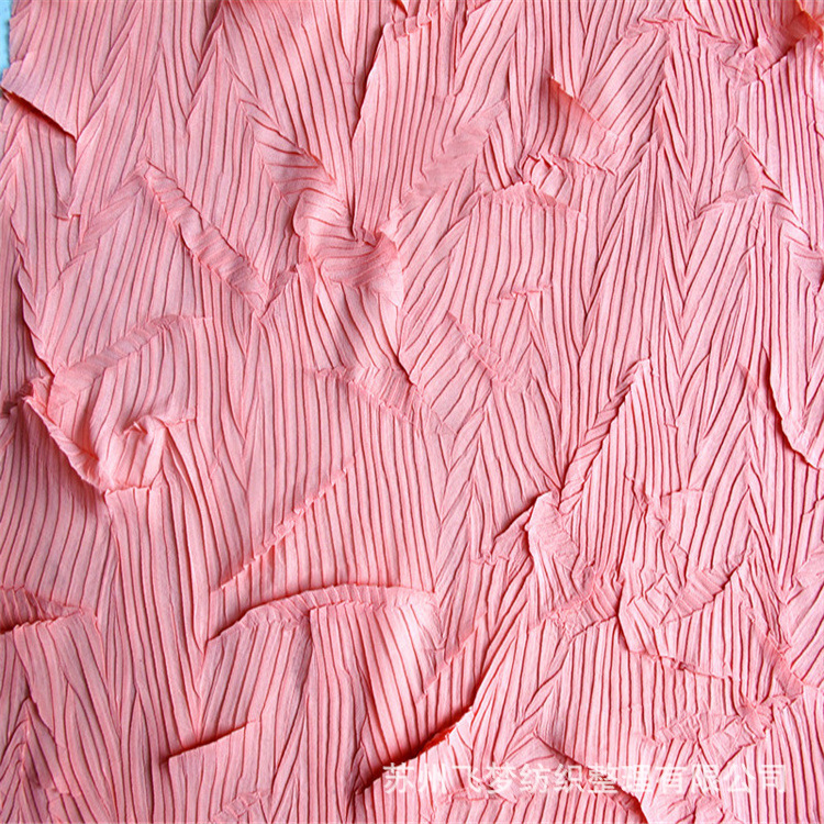 褶皱烫金工厂服装用料手抓花褶皱压皱加工