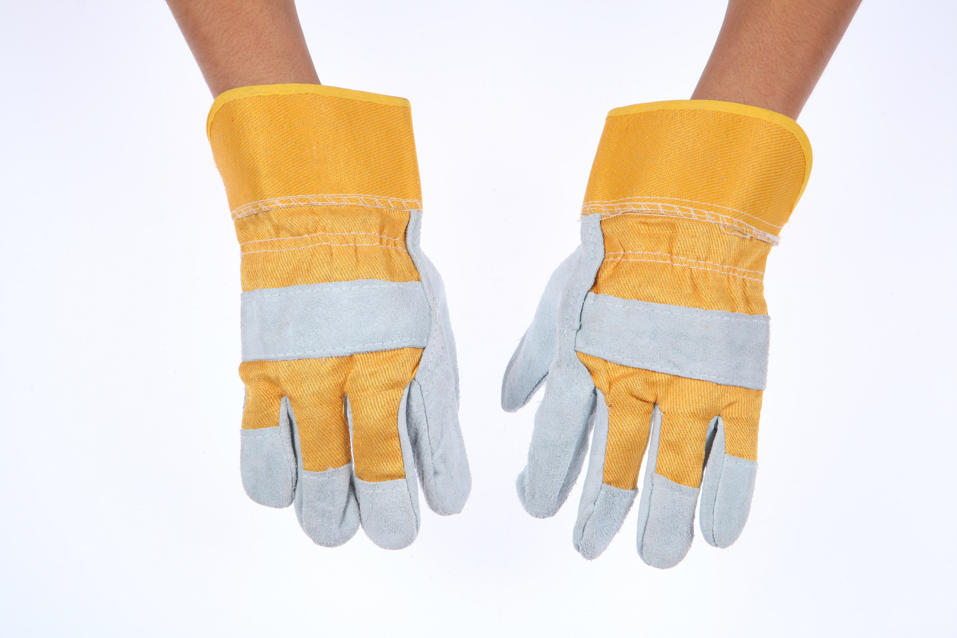 厂家现货供应 黄布二指电焊手套 防割防穿刺防摩焊工手套劳保批发