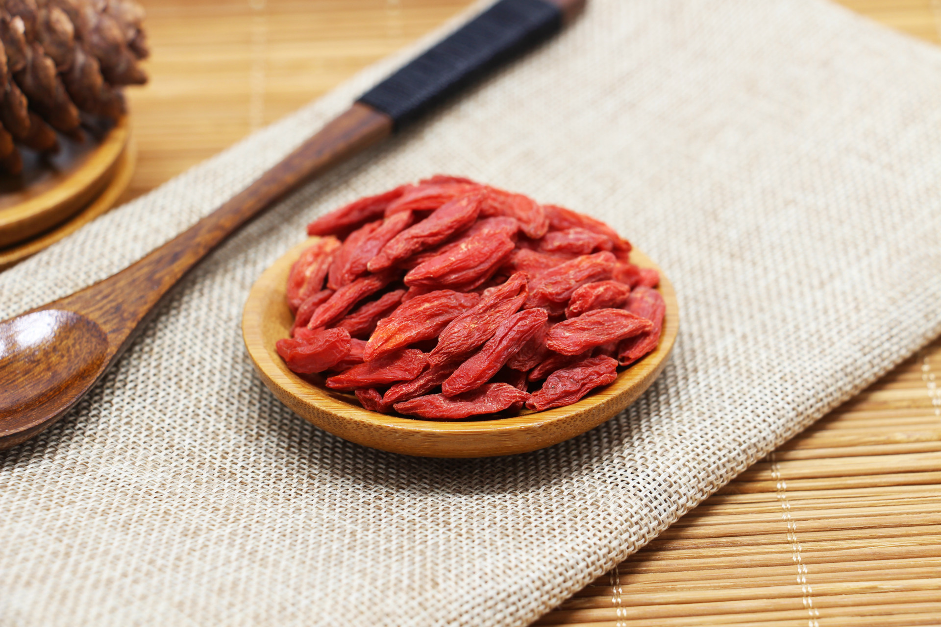 特价促销 宁夏特级枸杞王中宁枸杞 中药枸杞一公斤批发