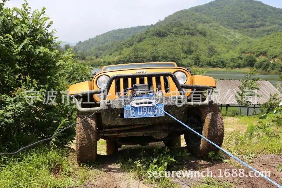 主营4x4 12000lb汽车,越野车电动绞盘,牵引机,拉力机