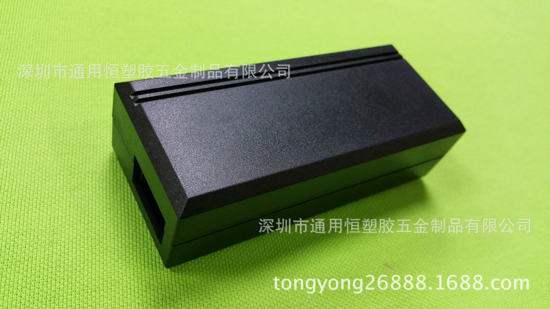 通用恒电源外壳 (83)