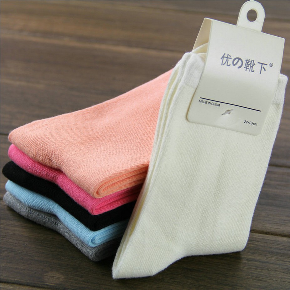 厂家批发春秋纯棉女袜子 全棉纯色女士袜 可爱糖果色中筒女棉袜