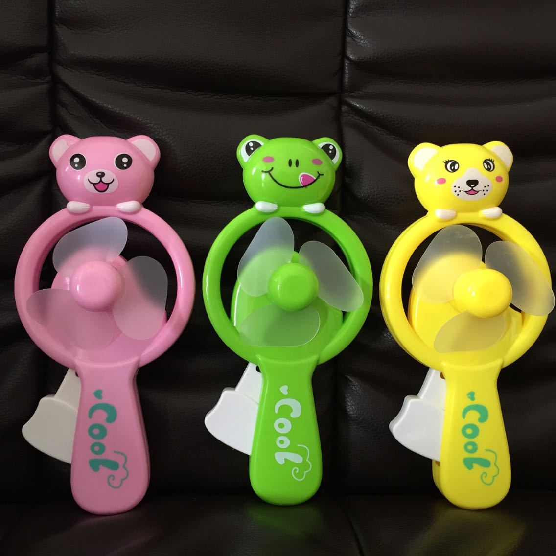 迷你手摇风扇 手压风扇 便携小风扇 手动 夏季热卖 地摊货源批发