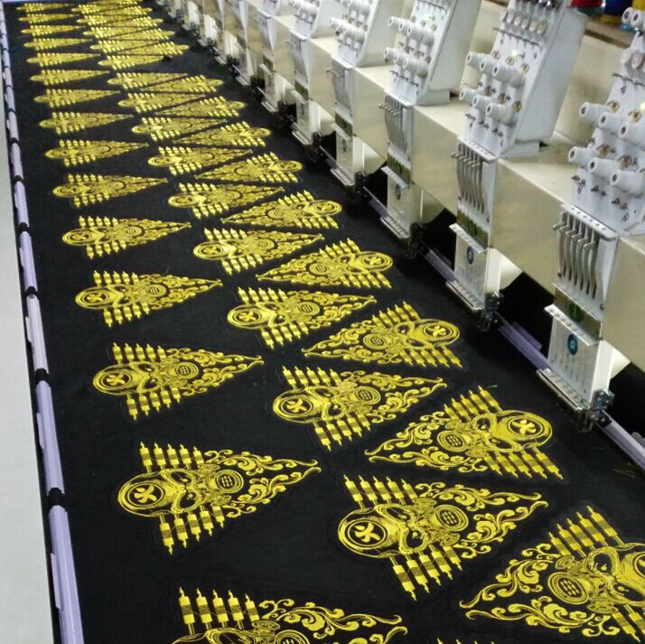 刺绣队徽定制电脑绣花刺绣加工服装绣字公司logo刺绣布牌徽章刺绣