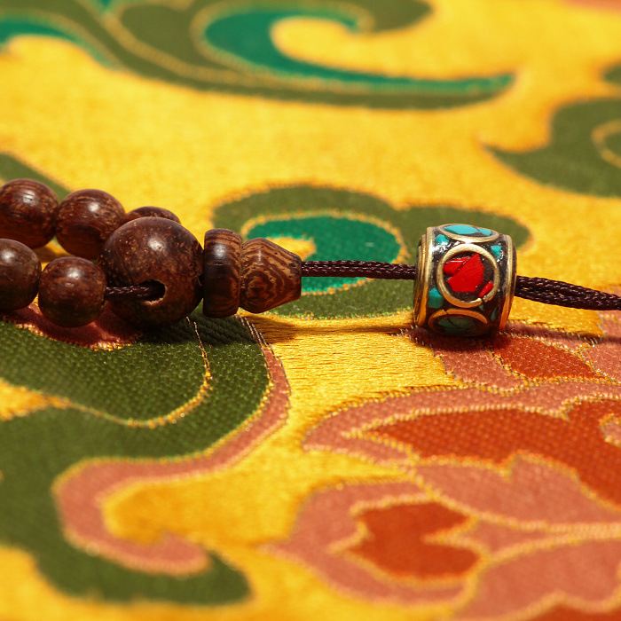 西藏红沉香木佛珠108颗念珠念持修身心经流行复古净心持珠颂珠