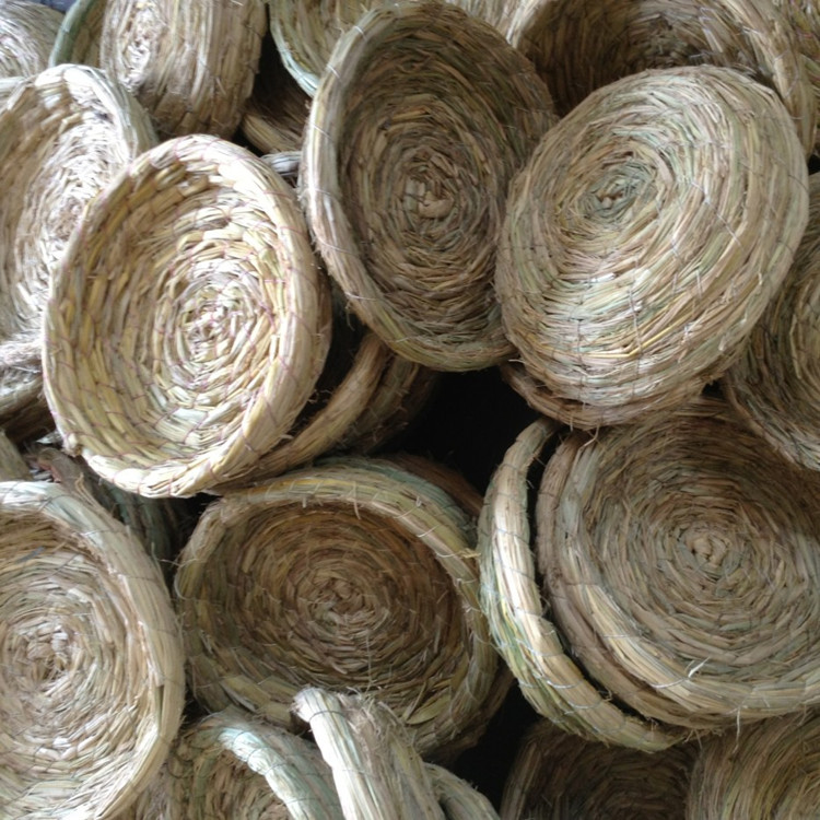 宠物兔窝舒适稻草窝 兔子窝鸽子窝蛋盆稻草窝垫孵化窝磨牙草窝