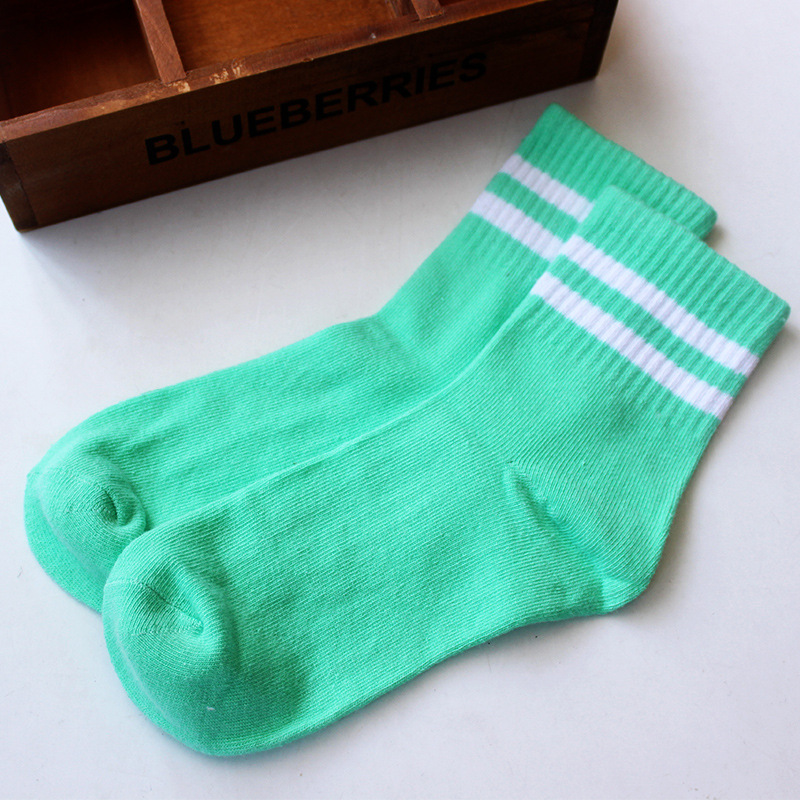 韩国海军学院风两条杠杠中筒女袜批发 女士条纹纯棉运动休闲袜子
