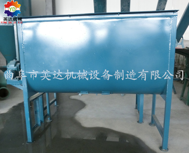 卧式江苏饲料搅拌机饲料粉碎搅拌机