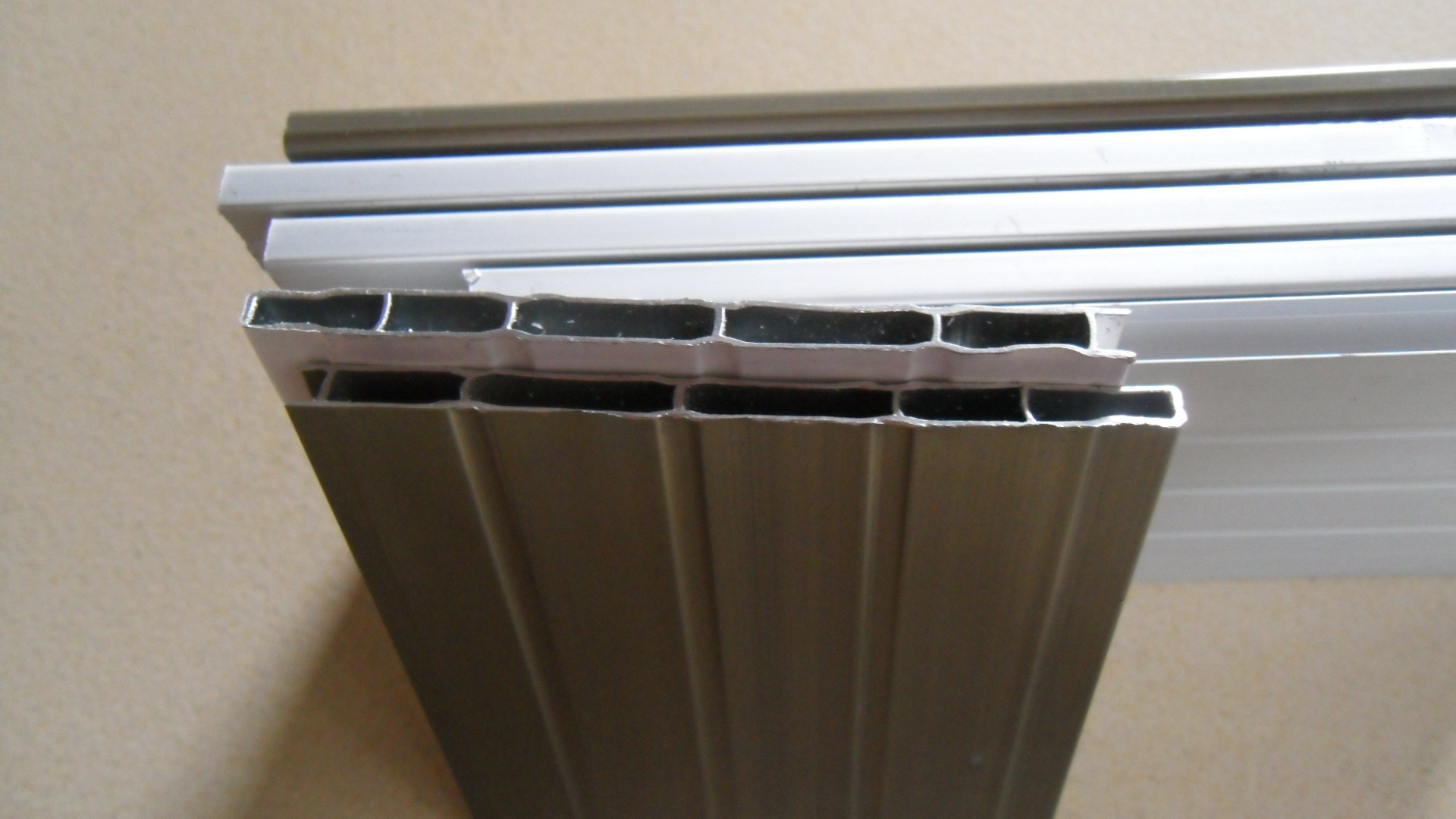 【广合】厂家热销双面扣板,门窗扣板铝型材,电泳 氧化现货供应