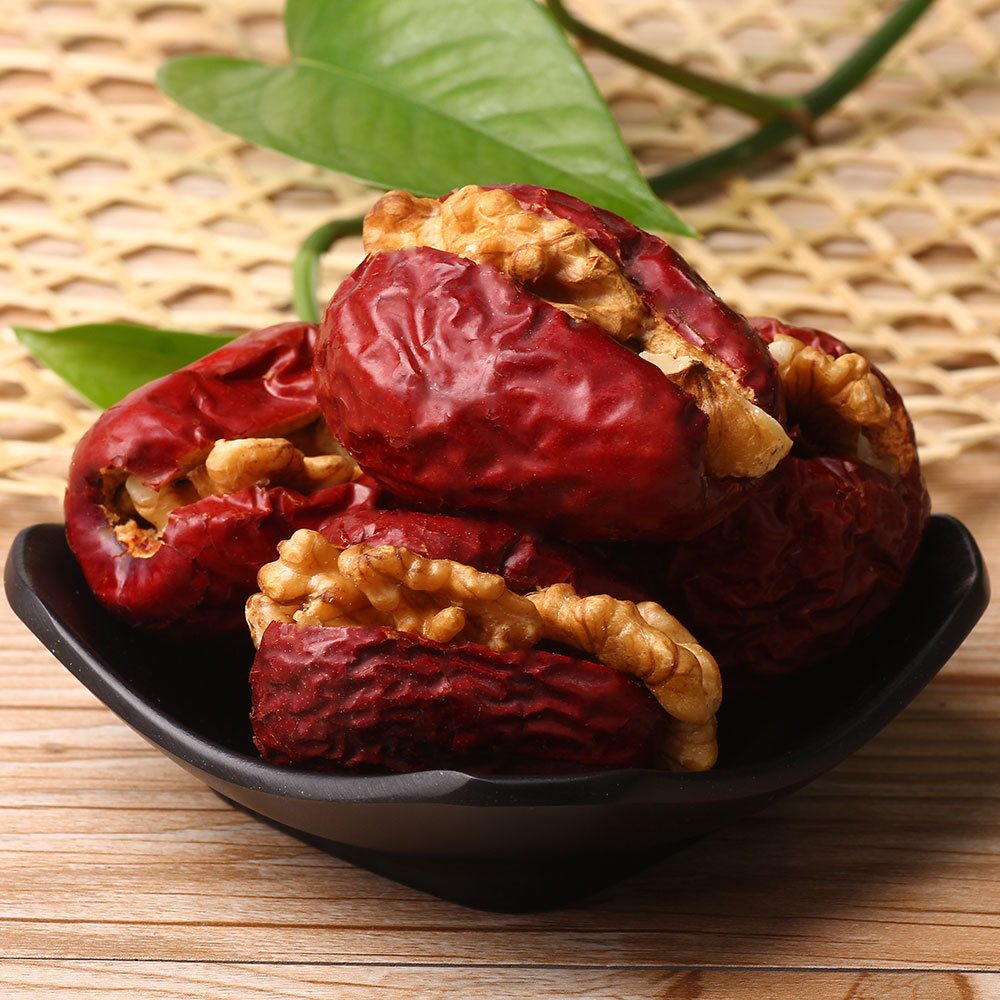 红枣夹核桃 新疆枣王超大500克夹心核桃枣 枣核桃一件代发招代理