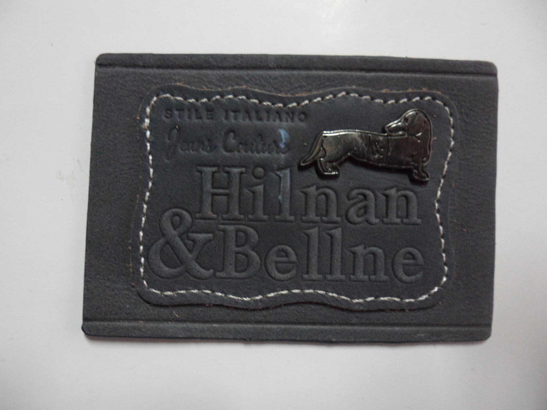 皮革商标 厂家批发定制加工皮革压印pu服装辅料皮牌 皮标