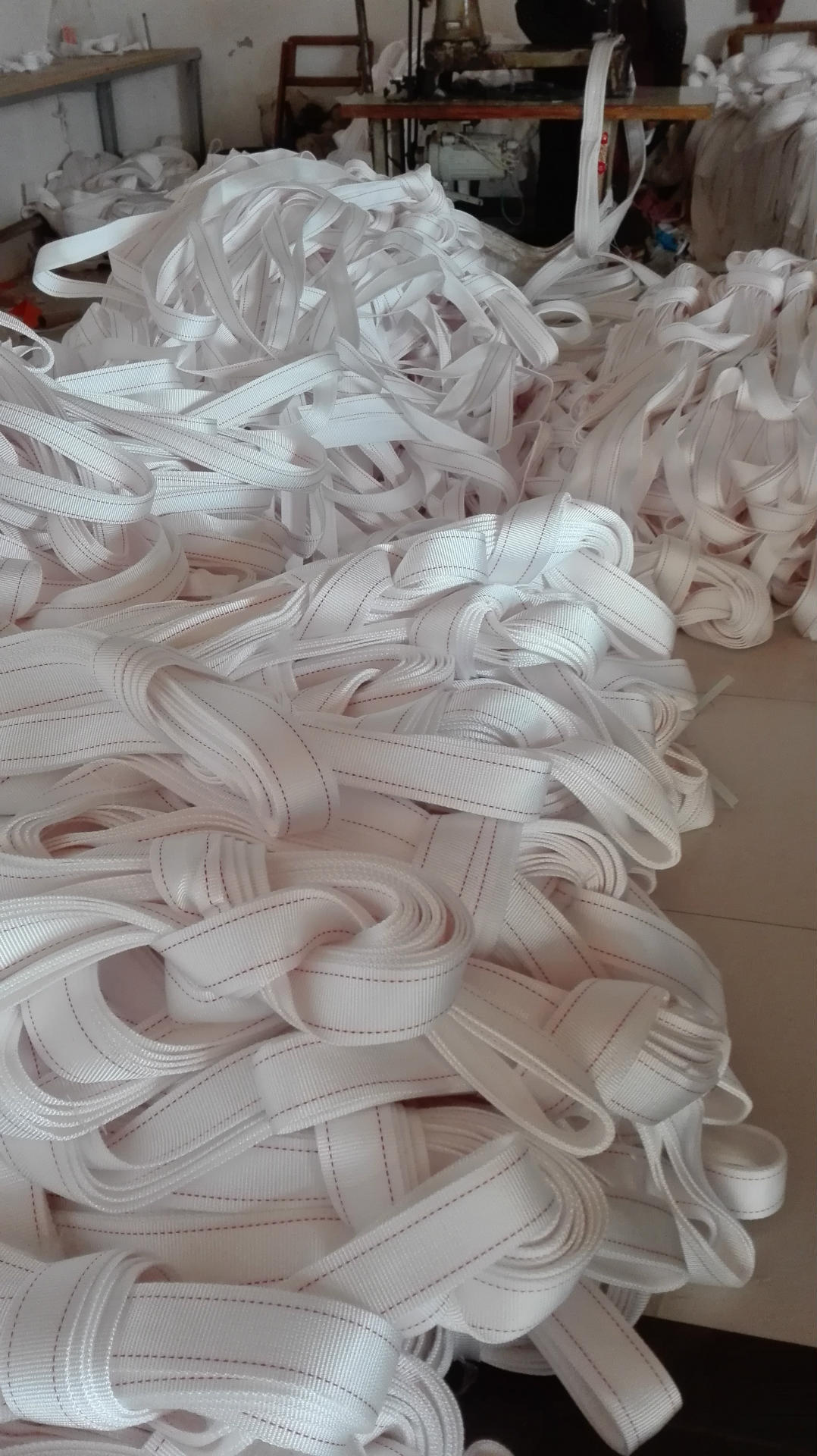 索具厂家直销白色吊装带 工业丙纶吊带 酸洗带5t10t起重吊带