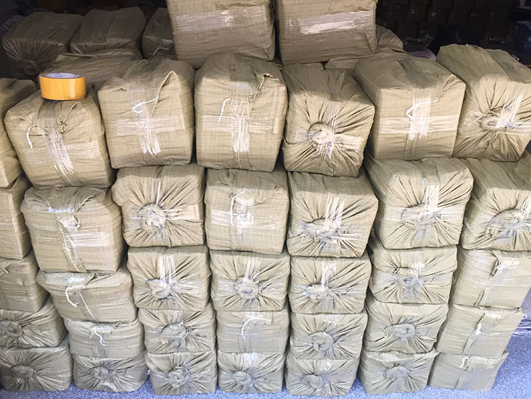 工厂倒闭,库存不锈钢刀叉,大量现货寻找客户,现货已运至义乌仓库