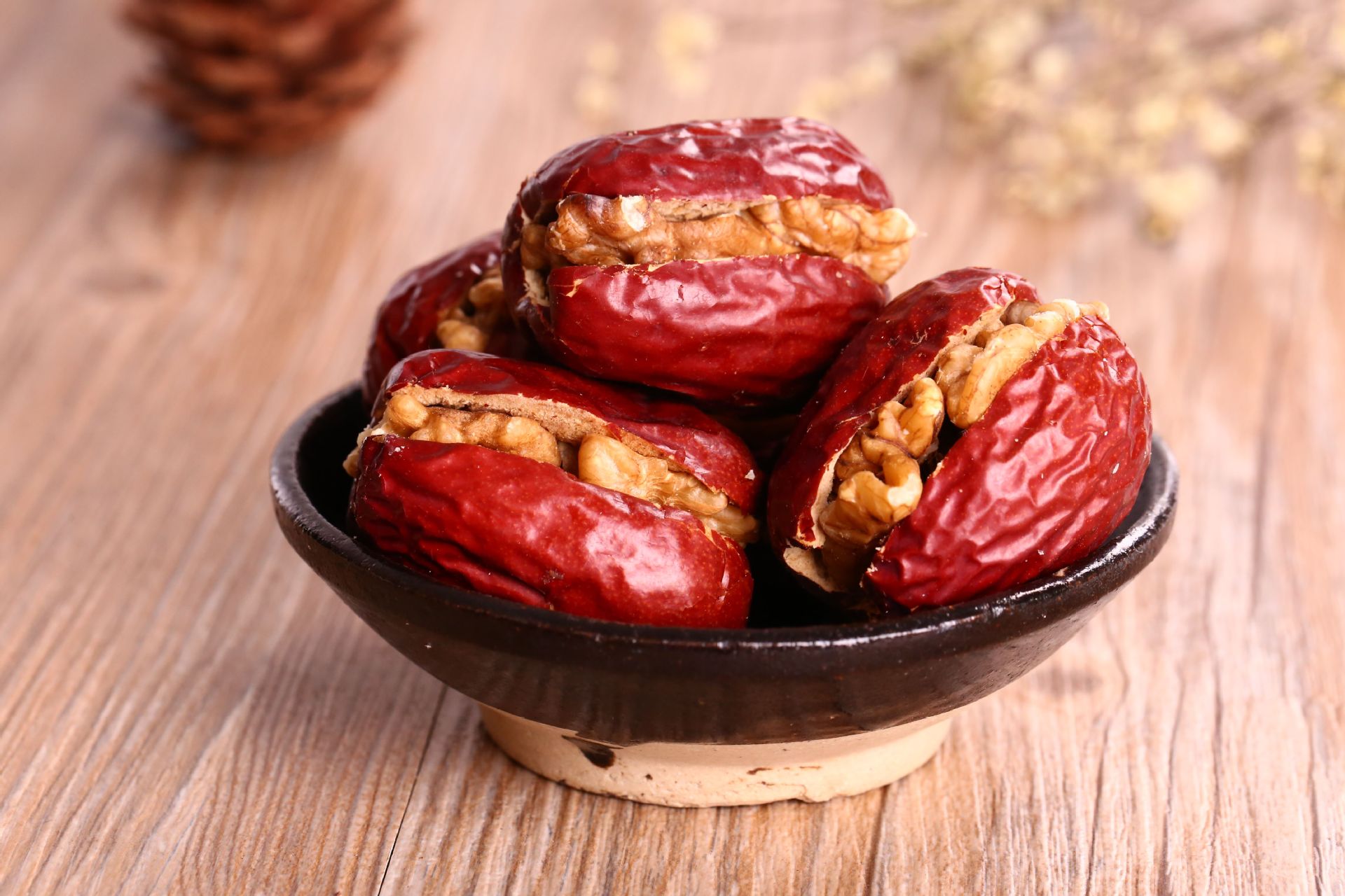 包邮新疆特产和田玉枣大红枣夹核桃仁色香味俱全批发