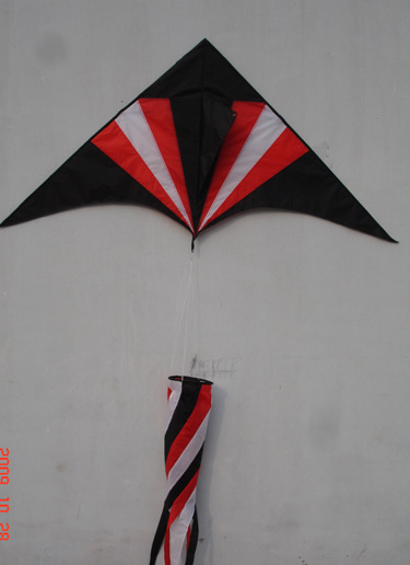 供应优质的各色吊筒三角风筝