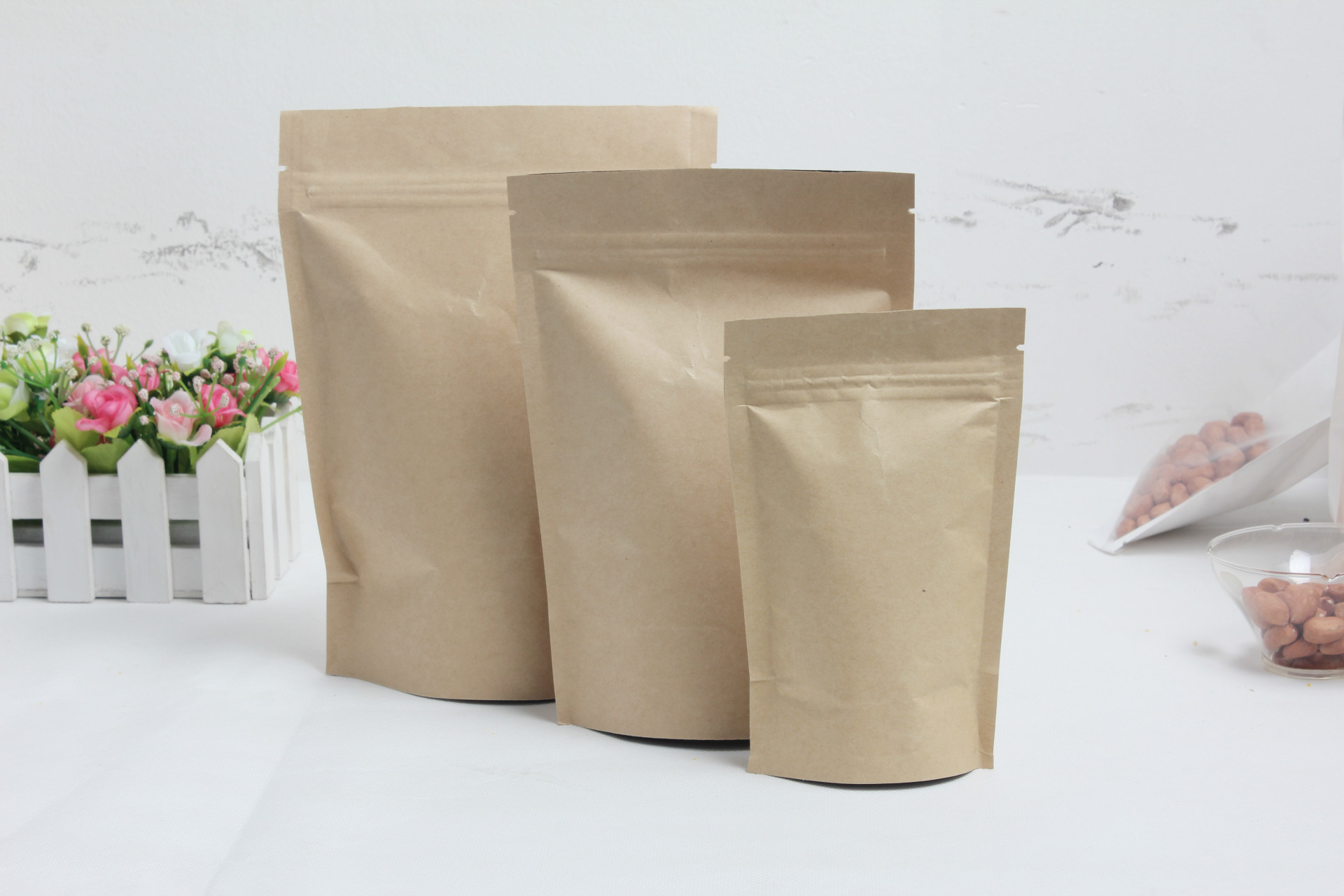 深圳厂家定做牛皮纸茶叶包装袋 直立开窗自封口包装袋 可自由设计