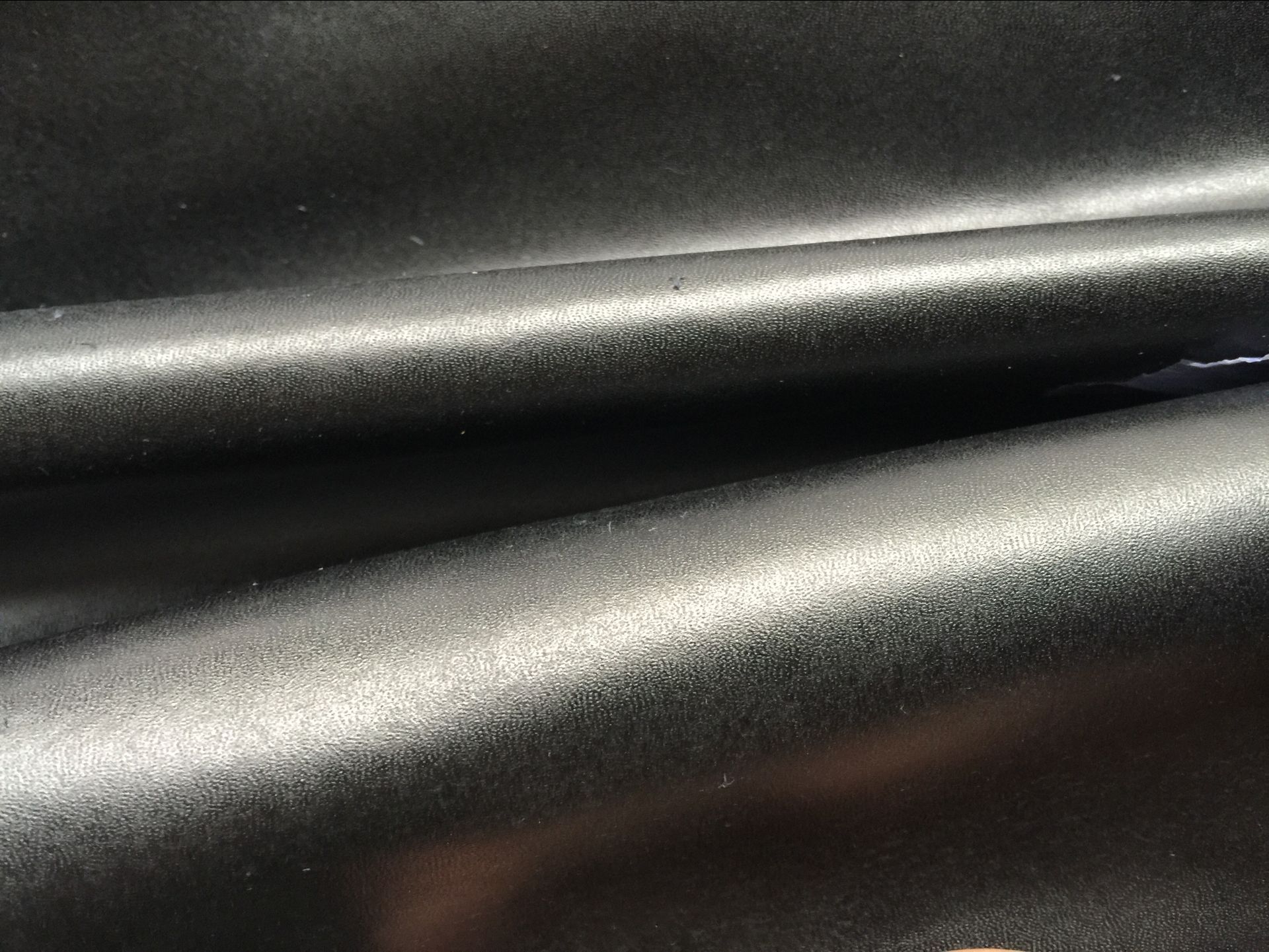 头层黄牛皮黑色修面皮内里皮0.8-1.0特价促销