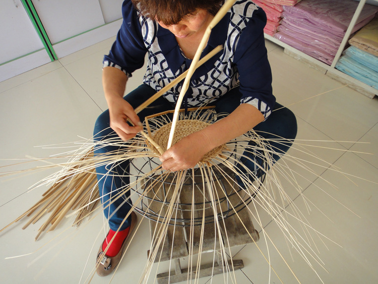 纯手工编织蒲草芭蕉叶飘窗坐墩 榻榻米日韩圆形蒲团 加厚坐垫矮凳