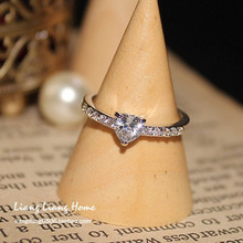 晨诺珠宝 18k白金群镶牛头钻戒 显钻款牛头戒托 时尚婚戒钻戒定制