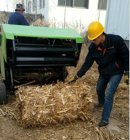 牵引式养殖秸秆牧草打捆机 稻草打捆机 移动式自动捡拾秸秆打捆机