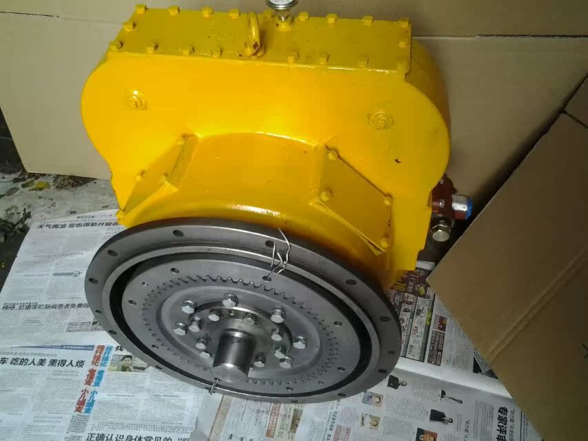 龙工833b装载机变速泵 小泵 30装载机配件wheel loader parts