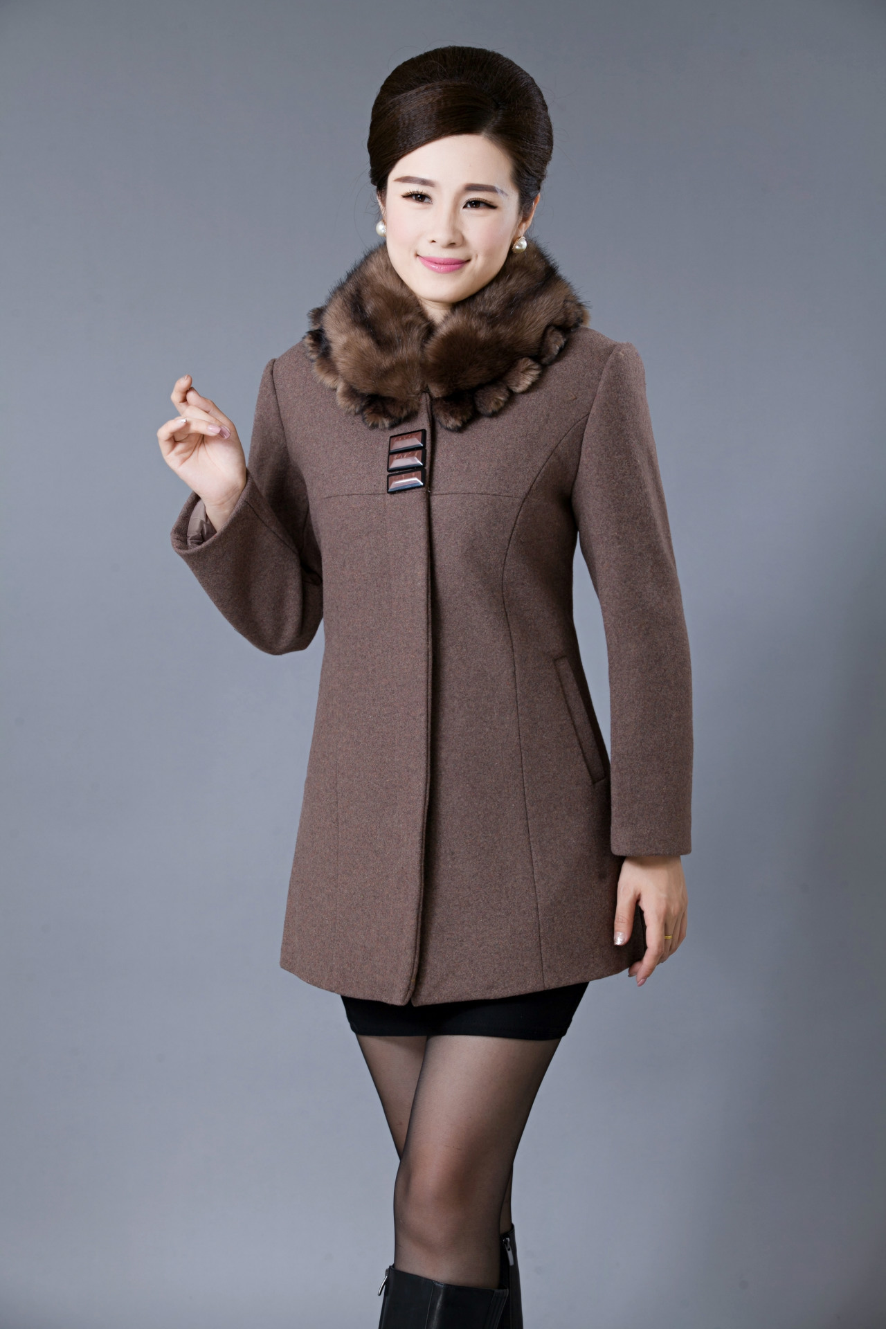 中老年女装秋冬 中老年毛呢外套女 妈妈装羊绒大衣 老年服装 批发