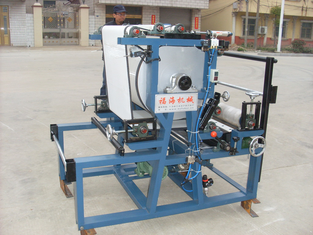 首页 机械设备 纸加工设备 复合机 >厂家直销小型复合机 贴合机 上胶