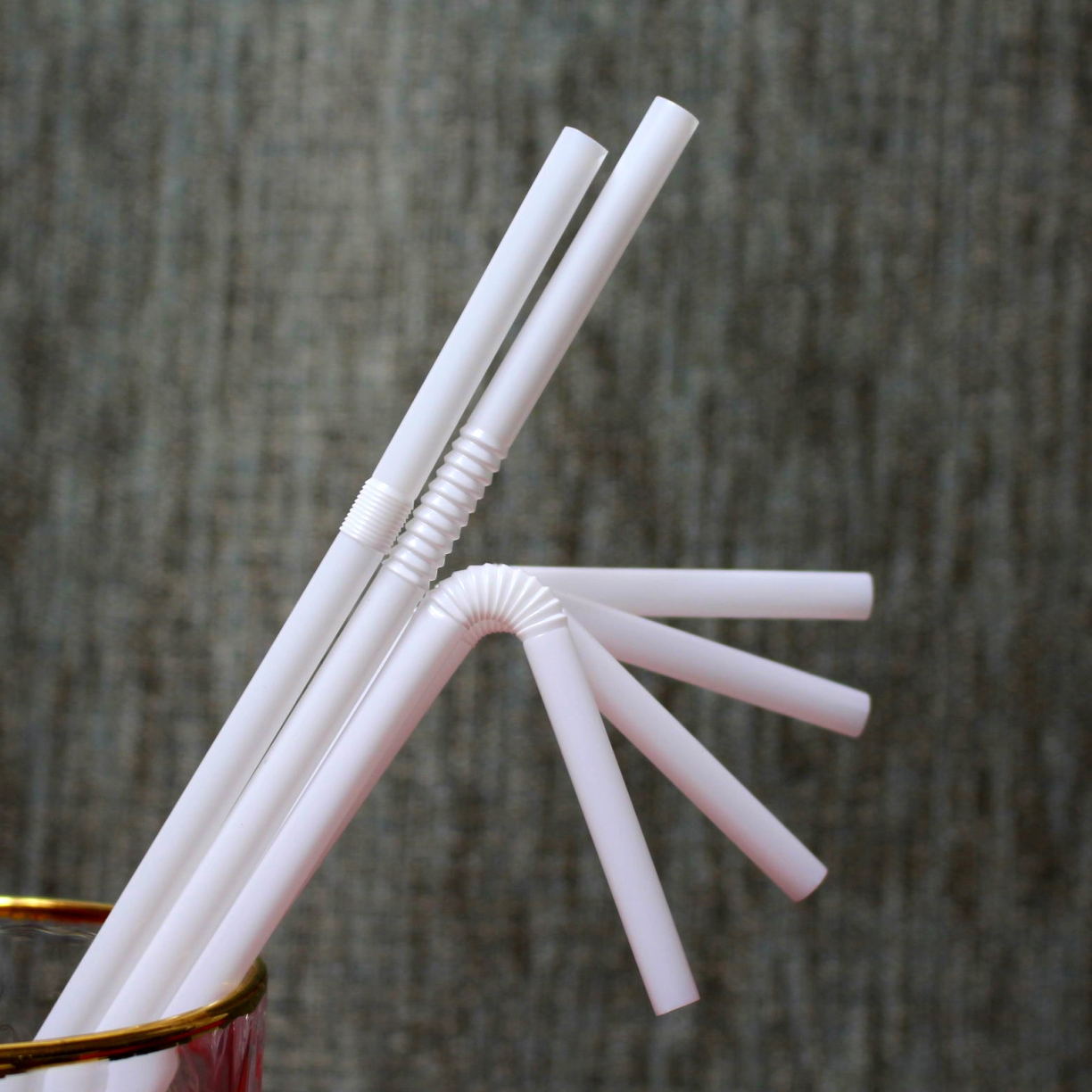 批发一次性塑料单支纸包吸管乳白色透明吸管孕妇喝水吸管干净卫生