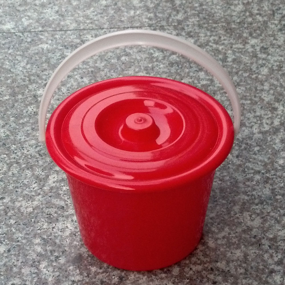 厂家直供塑料3升水桶 3l小桶 普通款带盖小桶 多用途小桶