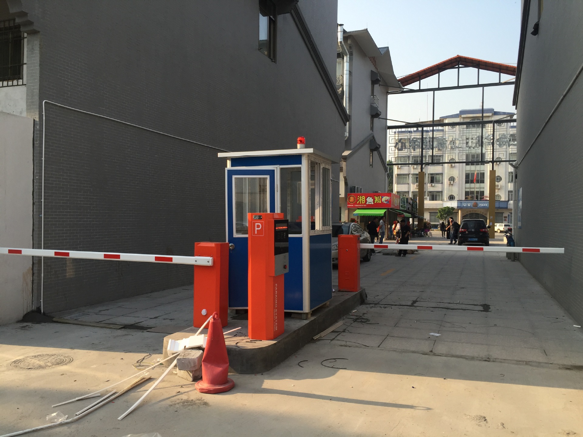 江门停车场收费系统,江门酒店停车场取卡机,江门商场停车场安装