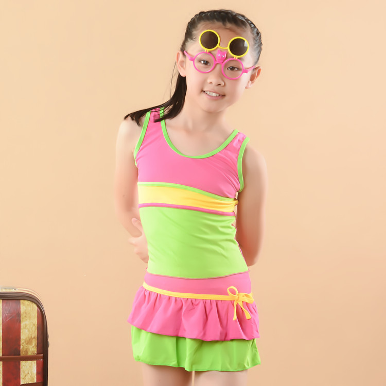 女童,连体,泳衣,比基尼  详情:     海边浴场专员 温泉客服专员 小额