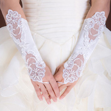 新娘婚纱礼服演出蕾丝无指勾指镂空钉珠露指手套批发结婚配饰白色