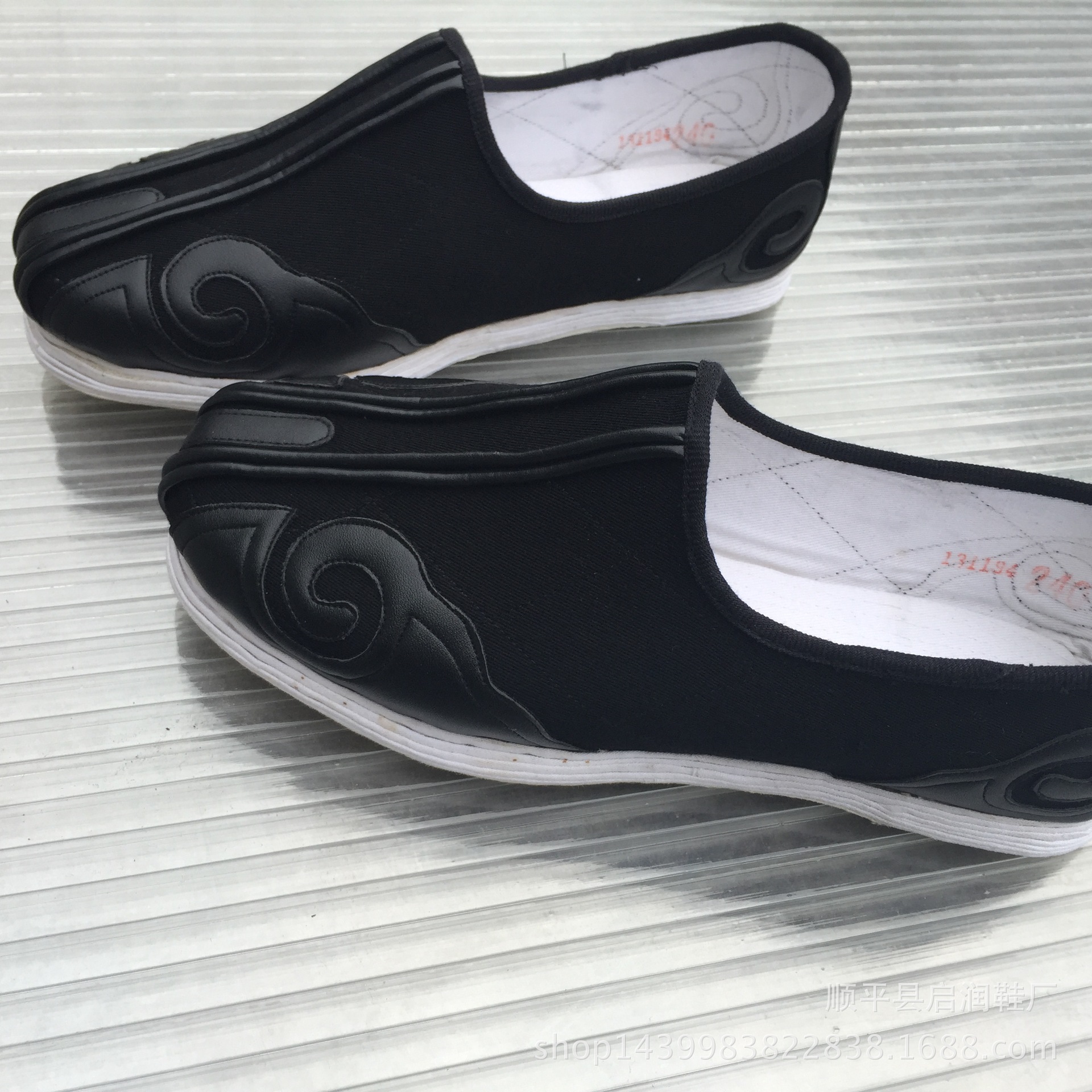 厂家批发机纳千层底老北京布鞋男式休闲踢死牛中老年开车遛弯洒.