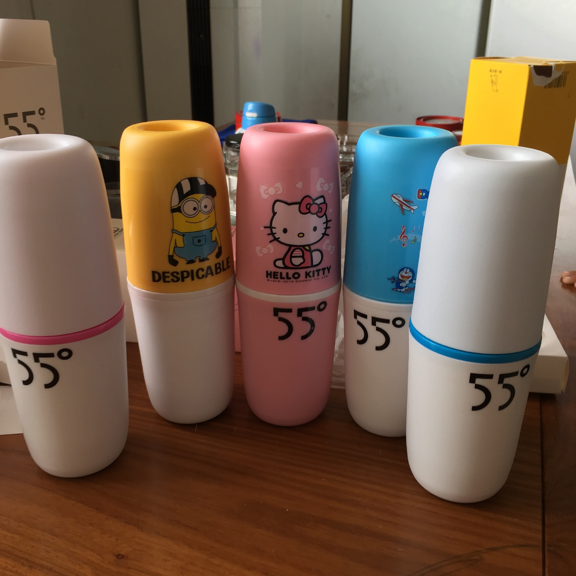 2581382845_738929858