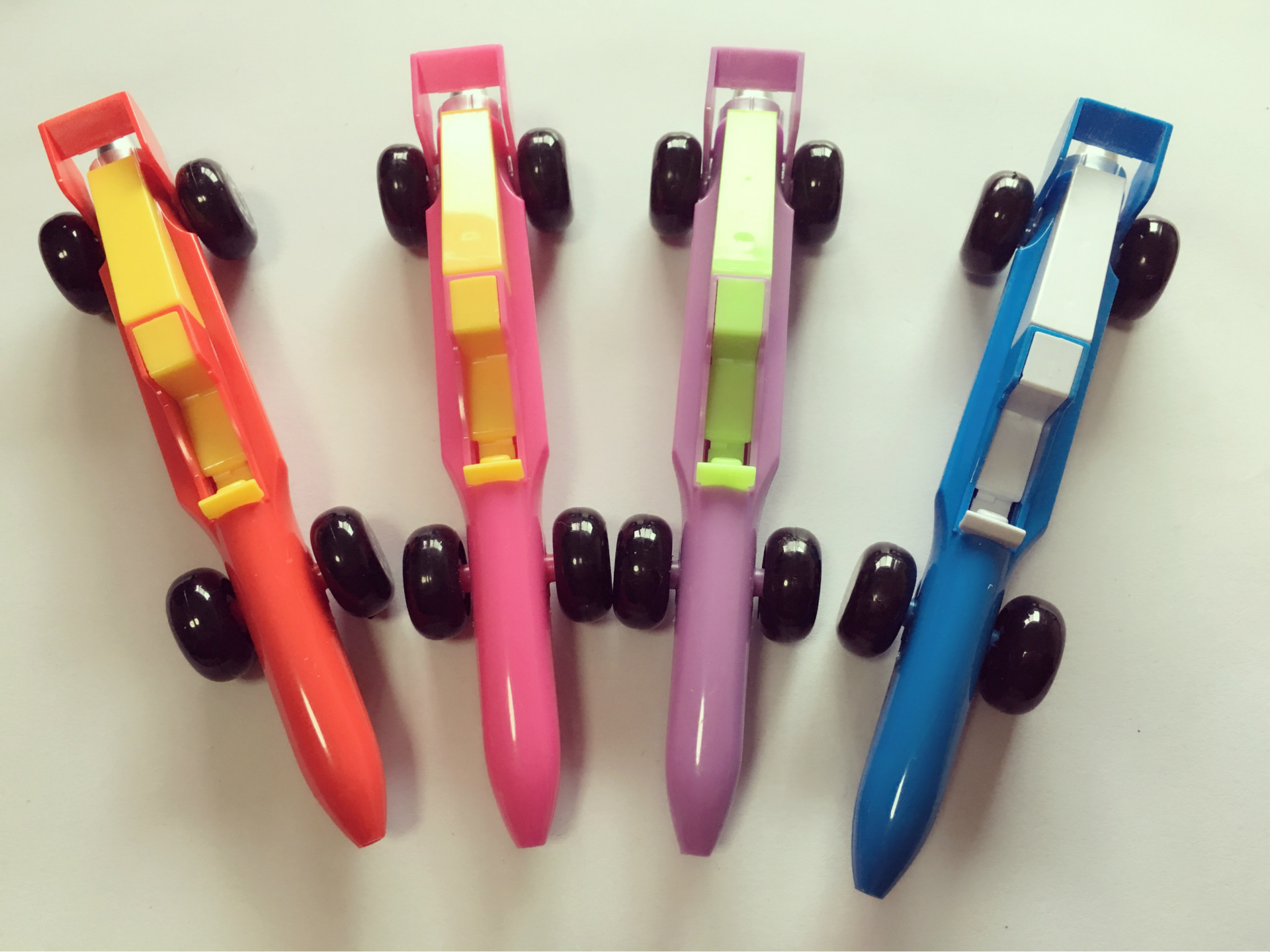 新款f1跑车卡通笔,儿童用品玩具笔,广告礼品赠送,厂家直销笔