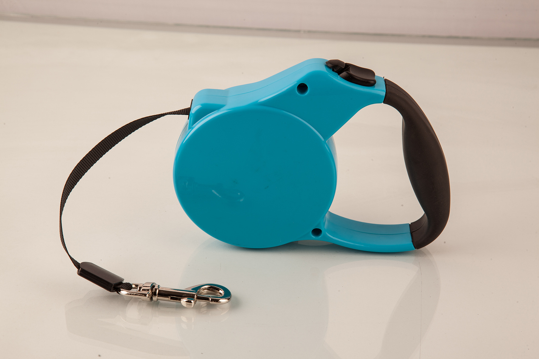 宠物牵引器/自动伸缩带/自动伸缩牵引器/牵狗器/遛狗器