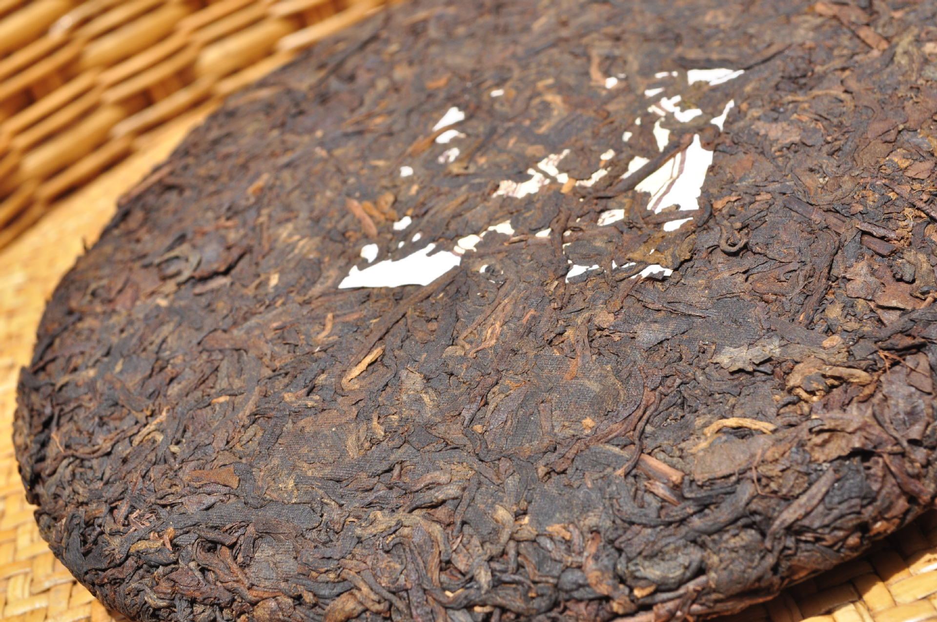 老班章普洱茶 08年勐海熟茶 班章老寨茶厂 勐海熟饼班章宫廷特级