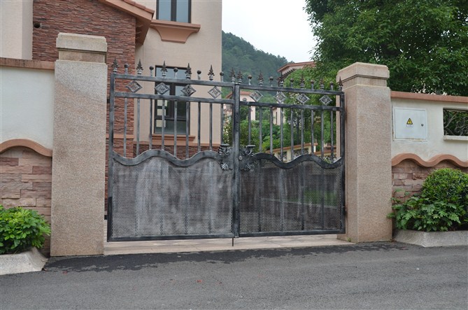 【苏记铁艺厂】 厂家批发防盗铁门 欧式复古铁门