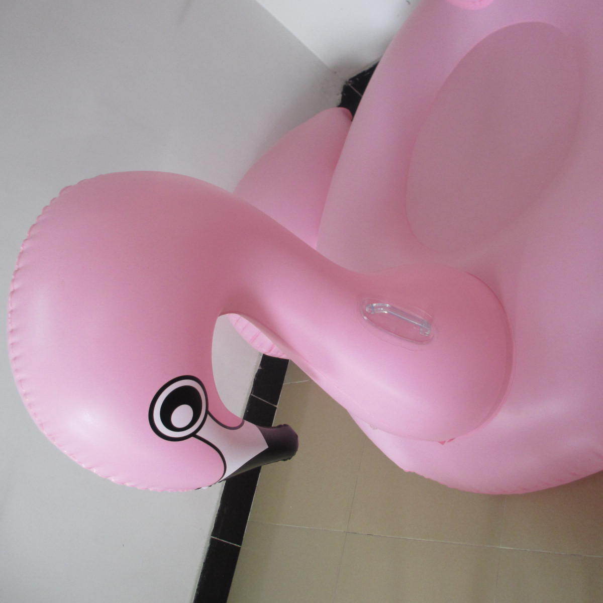 厂家供应 充气天鹅 pvc水上玩具 动物