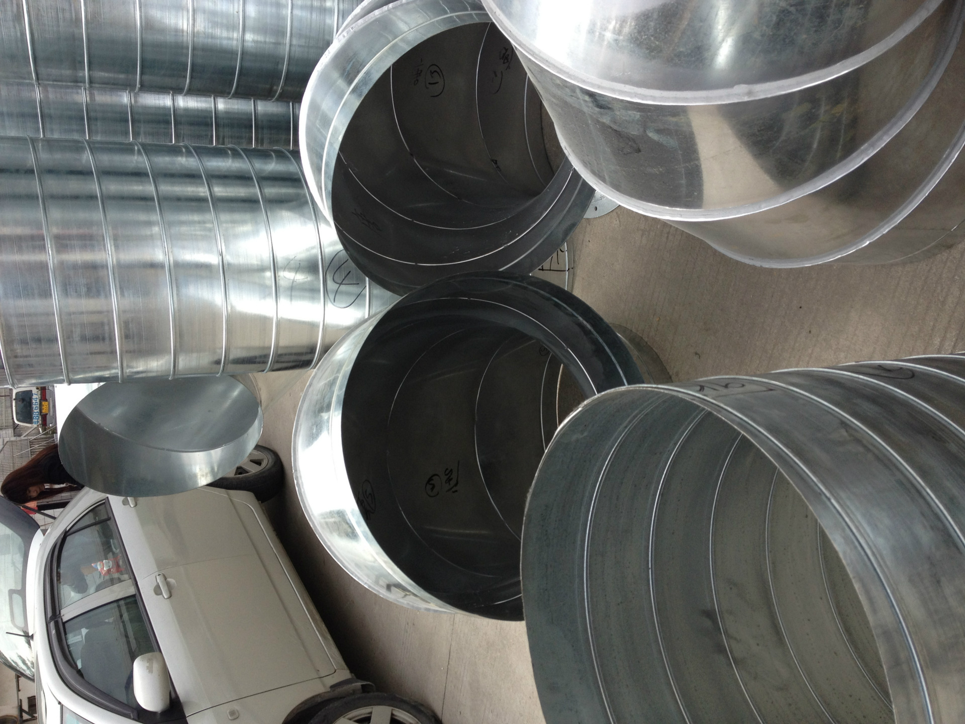 龙华白铁工程,镀锌风管,机制风管,消防风管